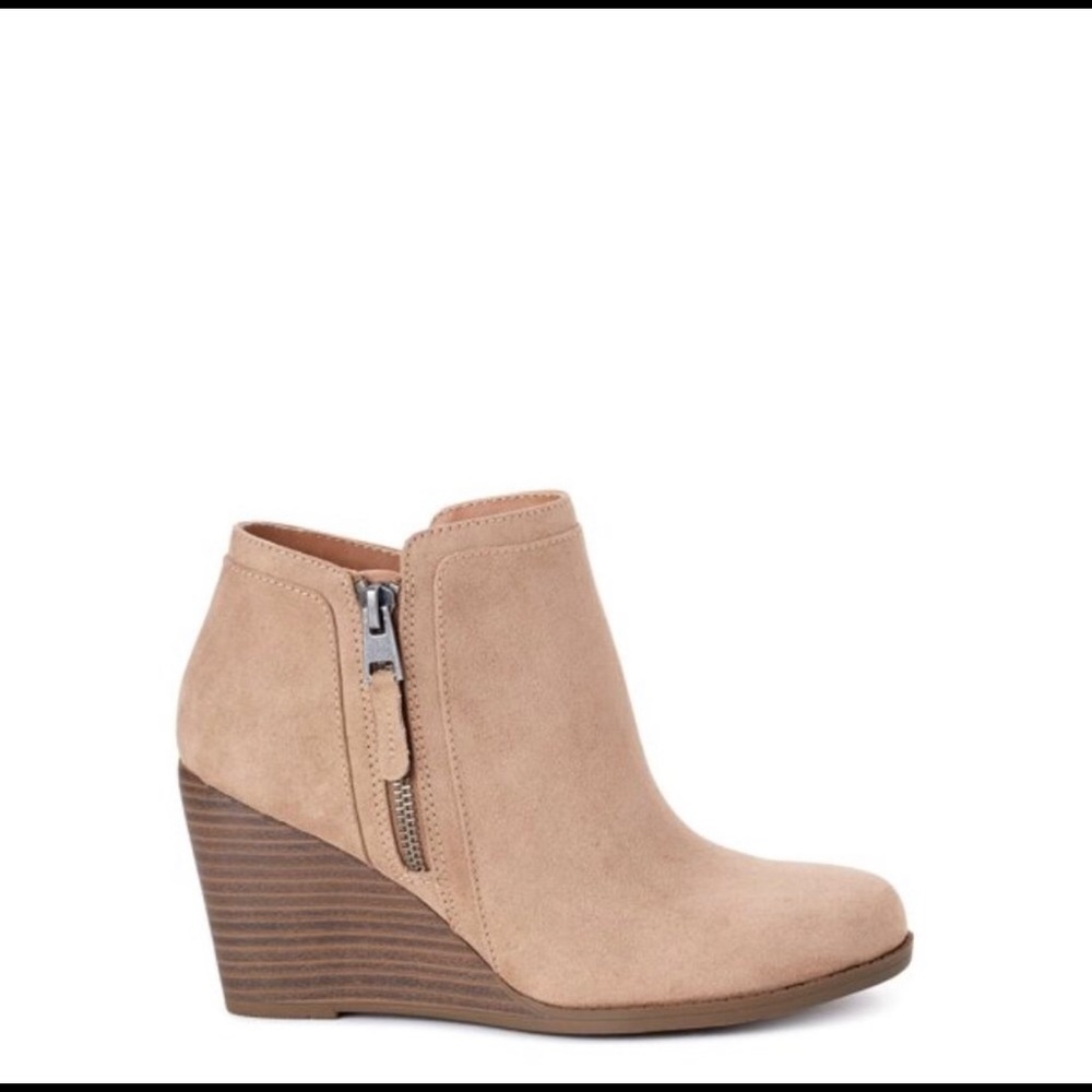 Women’s Time and Tru Wedge Boot